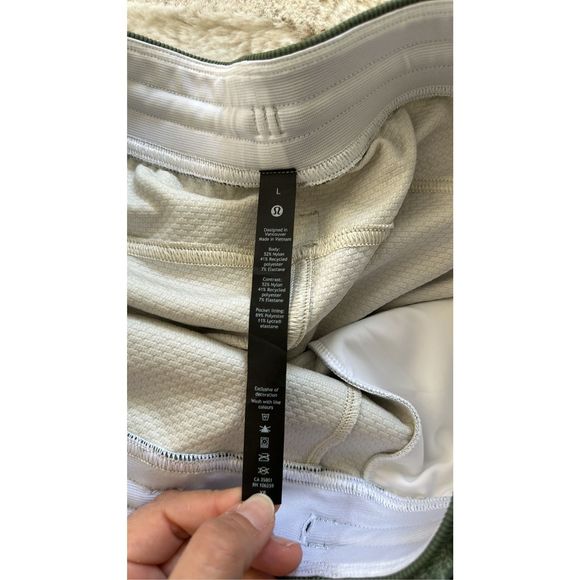 Lululemon Textured Tech Pant Size L in Denim Wash Print Green Twill Multi - Picture 6 of 11